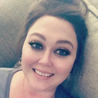 Profile Picture of Amanda Shamburger (@AmandaShamburg2) on Twitter