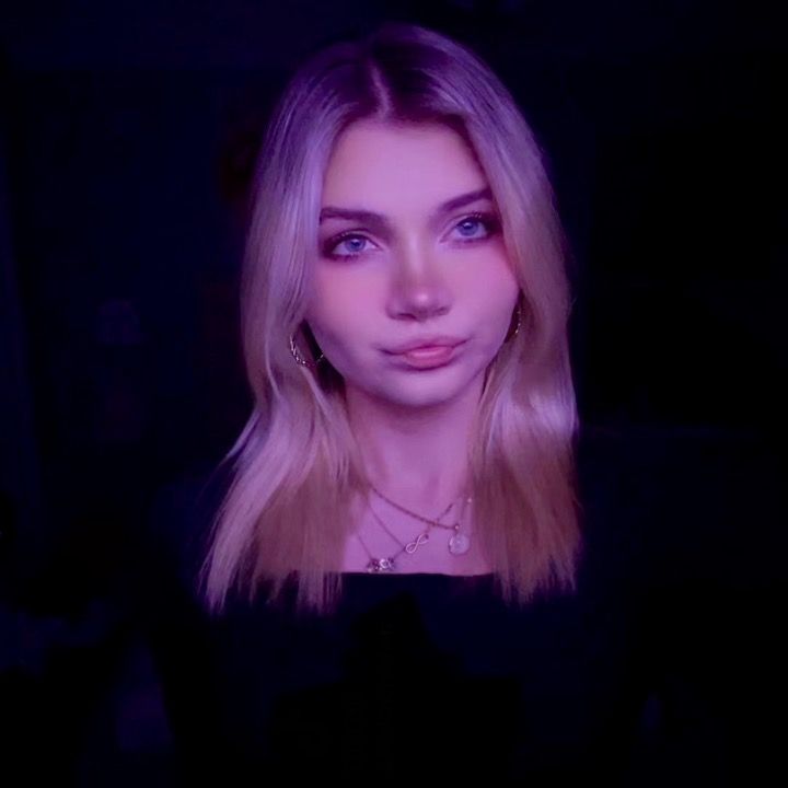 Profile Picture of nichole (@nichole.sherr) on Tiktok