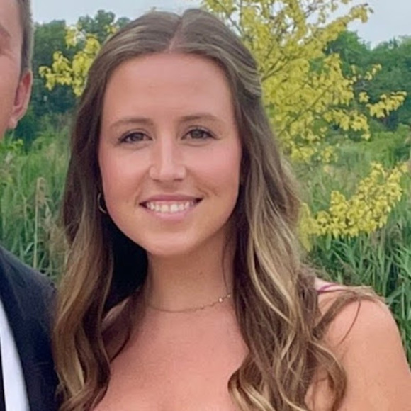 Skylar Coe - Poshmark Profile Picture of Skylar Coe (@skylarcoe4) on Poshmark