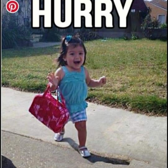 Profile Picture of Deborah Eames (@sparkle14904) on Poshmark