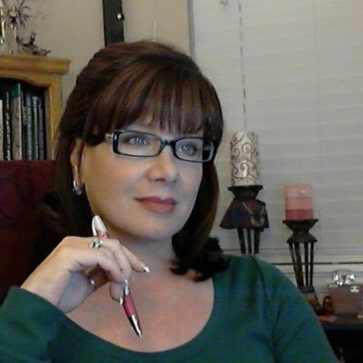 Profile Picture of JoAnne Colby (@ghstwrtr516) on Twitter