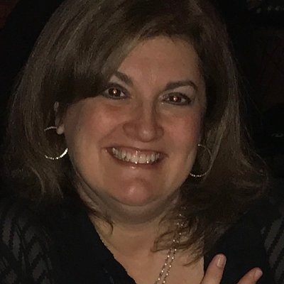 Profile Picture of Lori Curry (@LoriCurry8387) on Twitter