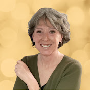 Profile Picture of Julie Poole (@JuliePoole) on Youtube