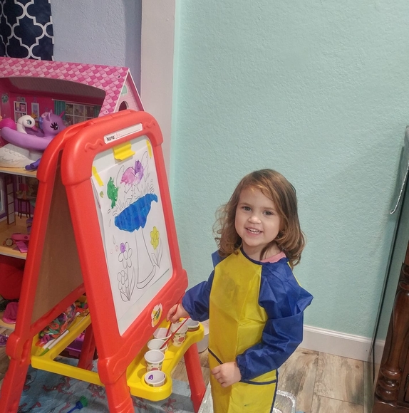 Profile Picture of Lisa Sinclair (@sinclaircrew) on Poshmark