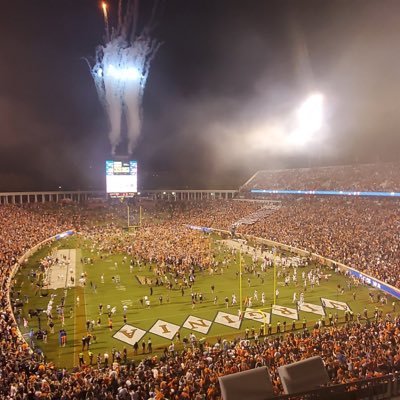 Profile Picture of Jacob Barnes (@jacobb1444) on Twitter