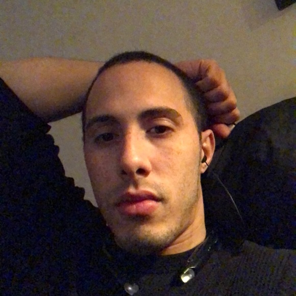 Profile Picture of Hector Ortiz (@ortizzayas87) on Poshmark