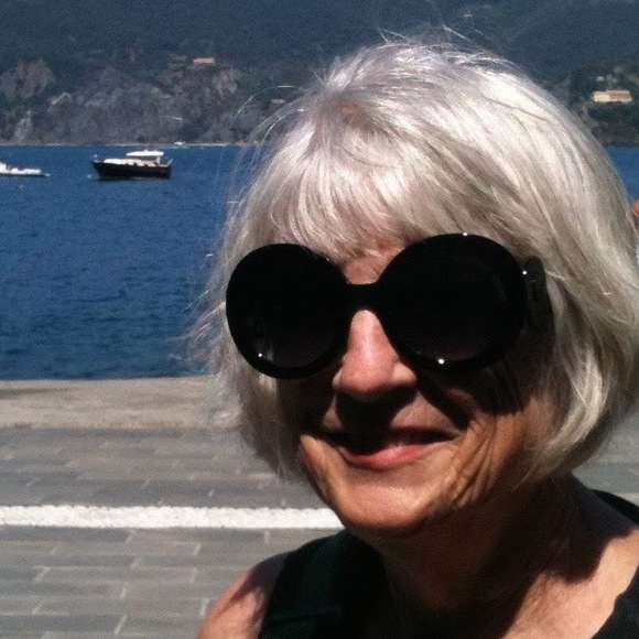 Profile Picture of Pat Reese (@cuzzinsally) on Poshmark