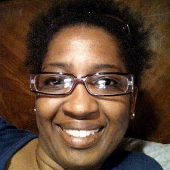 Profile Picture of Shatina Anderson (@shatina_a) on Poshmark