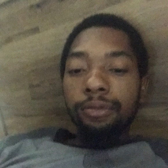 Profile Picture of John Richardson (@l33lxc) on Poshmark