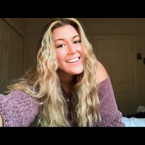 Profile Picture of Katie Protasiewicz (@katiepro02) on Poshmark