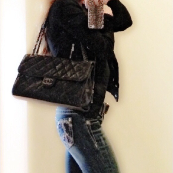 Profile Picture of Rozita Yousefian (@ryousefian) on Poshmark