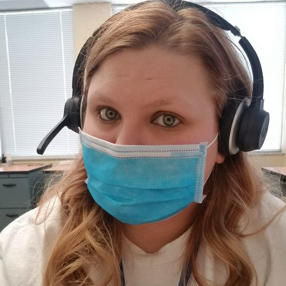 Profile Picture of Dee Hammerling (@dkilroy1014) on Poshmark