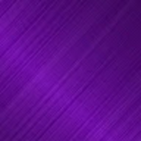 Profile Picture of Lucia Bobadilla (@luciabobadil334) on Poshmark