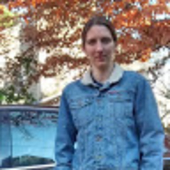 Profile Picture of Sarah Broberg (@wanderinghermit) on Poshmark