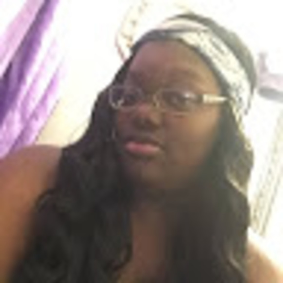 Profile Picture of Terika Danyeall (@terika184) on Poshmark