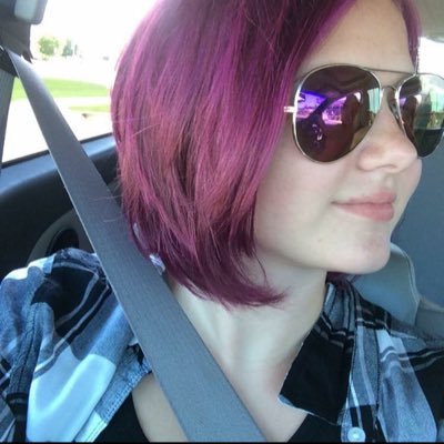 Profile Photo of Alyssa Bush (@lizzz4235) on Twitter