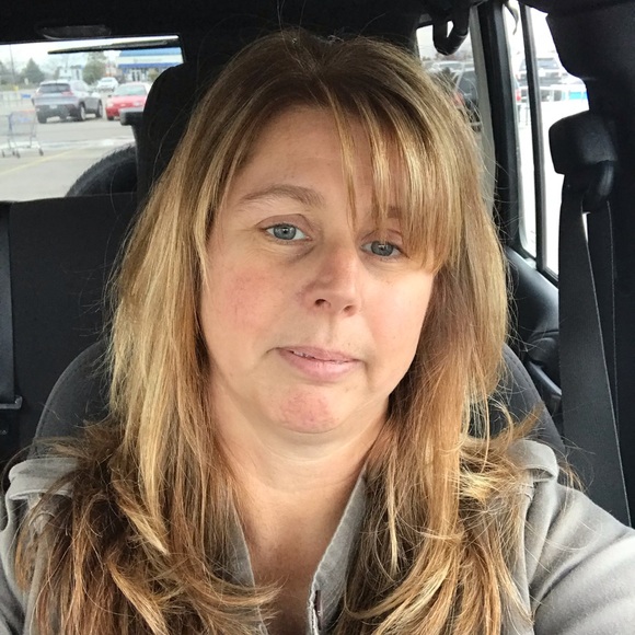 Profile Picture of Heather Calby (@hcalby) on Poshmark