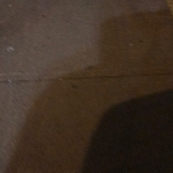 Profile Picture of Rrachel Barume (@rachelbarume) on Poshmark