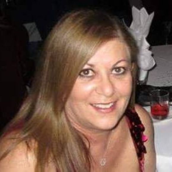 Profile Picture of Nancy Archuleta (@nailgirl_8) on Poshmark