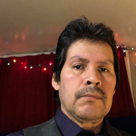 Profile Picture of Jose Yepez (@jose_yepez) on Poshmark