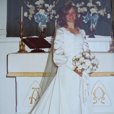 Profile Picture of Sherri Demos (@Ruths_sister) on Twitter