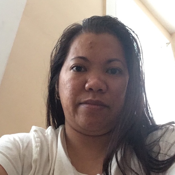 Profile Picture of Rejina Michaelides (@rejhs18) on Poshmark