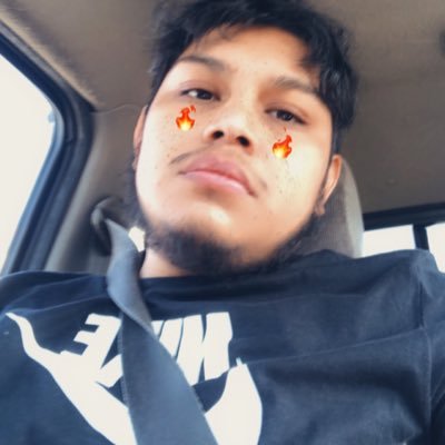 Profile Picture of Jorge Gutierrez (@xyzaxis11) on Twitter