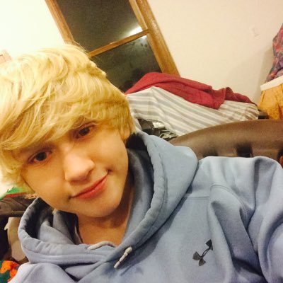 Profile Picture of Adam James Caylor (@Adamcaylor_13) on Twitter