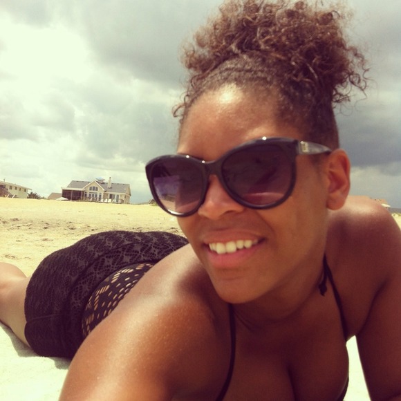 Profile Picture of Michaela Beckett (@michaelalynne) on Poshmark