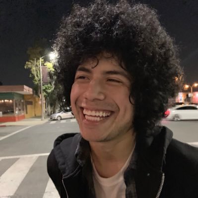 Profile Picture of Carlos Calderon (@CarlooseDanger) on Twitter