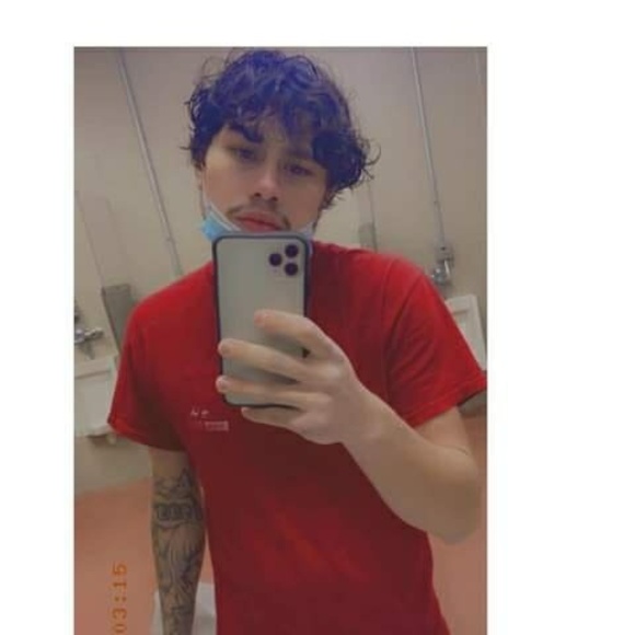 Profile Picture of Ivan Capetillo (@capetilloivan55) on Poshmark