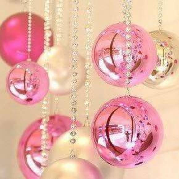 Profile Picture of Trace Chartand (@tracechartand) on Poshmark