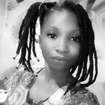 Profile Picture of Julia Sottie (@juliasottie) on Instagram