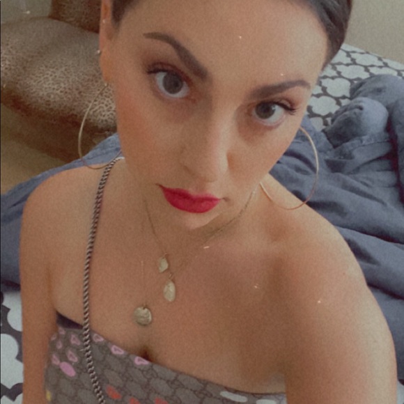 Profile Picture of Brooke Corino (@brooke_ashlee) on Poshmark