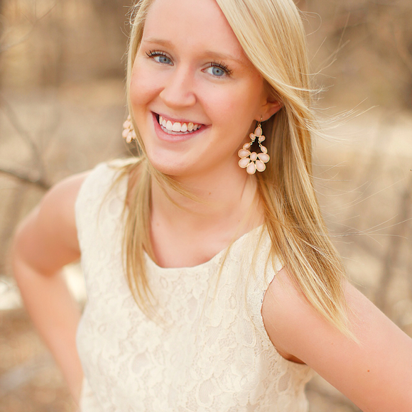 Profile Picture of Leah Sorelle (@leahsorelle) on Poshmark