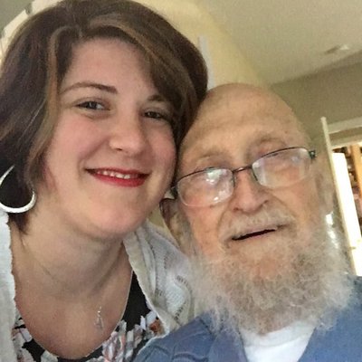 Profile Picture of Julia Yiznitsky (@JuliaYiz) on Twitter