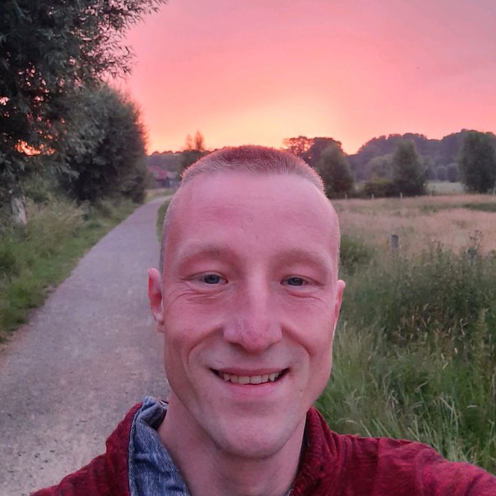 Profile Picture of Sven Schoch (@svenschoch) on Tiktok