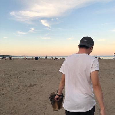 Profile Picture of Chris (@iChrisChiu) on Twitter