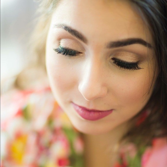 Alyssa Lamonaca - Poshmark Profile Picture of Alyssa Lamonaca (@alm0605) on Poshmark