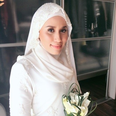 Profile Picture of Lyana Wanis (@lyanawanis28) on Twitter