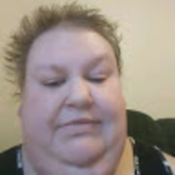 Profile Picture of Sylvia Antler (@sylviaantler) on Poshmark