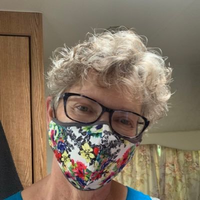 Profile Picture of Inez McLeish (@@InezbyDesign) on Twitter