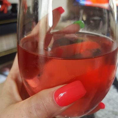 Profile Picture of Beverley Adamson (@bevvo74) on Twitter