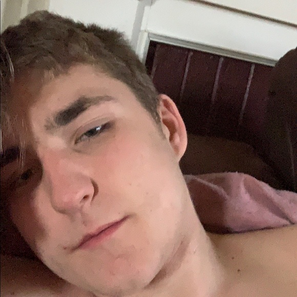 Profile Picture of David Metcalf (@nevaeh_d081920) on Poshmark