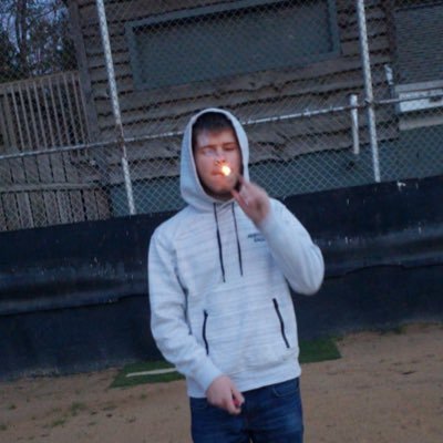 Profile Picture of Steven Ebersole (@weebie4200) on Twitter