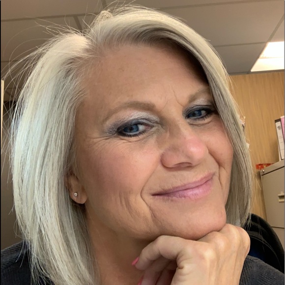 Profile Picture of Shawn Temple (@shawntemple) on Poshmark