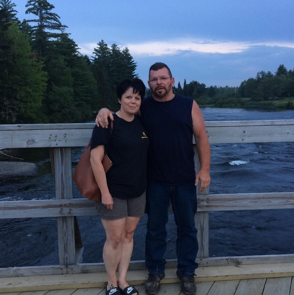 Profile Picture of Lisa Dehler (@lisadehler) on Poshmark