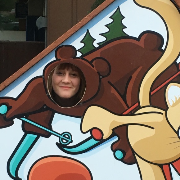 Profile Picture of Maya Merta (@mayamerta) on Poshmark