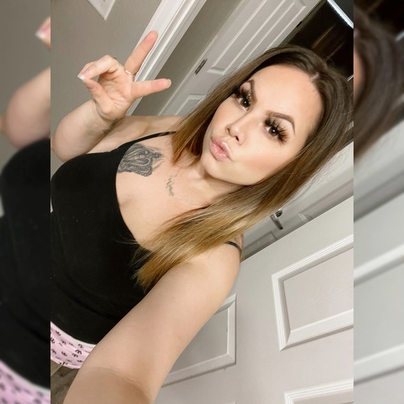 Profile Picture of Alanamaria Badalucco (@abadalucco13) on Poshmark