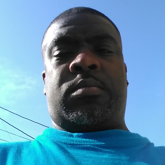 Profile Picture of Craig Dunbar (@22445599) on Poshmark